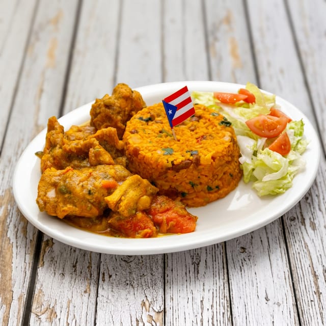 Pollo Guisado Arroz Mamposteo Coditos.